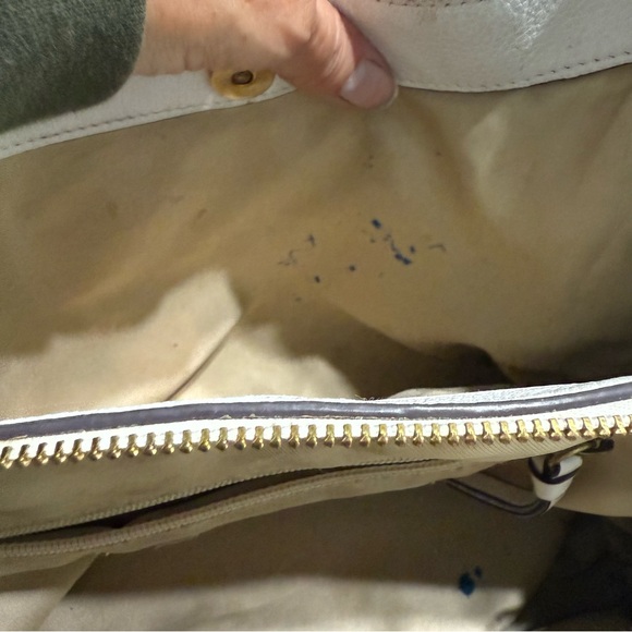 Lodis White Leather Shoulder Bag – Medium Tote - Picture 5 of 11